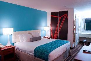Howard Johnson by Wyndham Salinas - 3