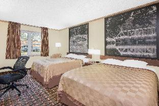 Super 8 by Wyndham Maumee Perrysburg Toledo Area - Maumee - 7