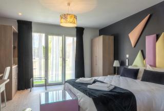 Hôtel Domaine des Pierres Dorées - Ternand - 2