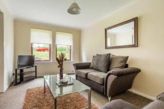 2 Bed Flat - Sleeps 4 - Parking - Wifi - 1