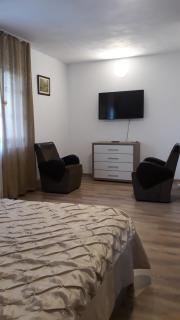 Casa Mariana - Comuna Arefu, Transfăgărășan - Căpăţîneni-Ungureni - 1