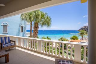 Blue Bay Beach Apartments - Blue Bay - 4