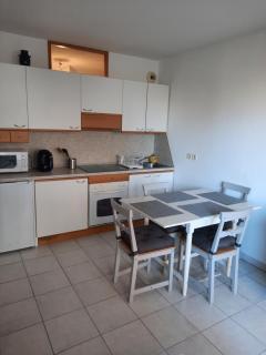 joli F2 46m2 menton centre, balcon,parking - 5