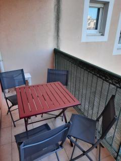 joli F2 46m2 menton centre, balcon,parking - 2