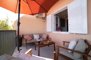 Apartment Lea - Stanići - 2