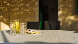 Garden apartment with a View - Postira - 4