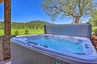 Sturgis Home with Private Hot Tub Golf and Hike! - Sturgis - 8