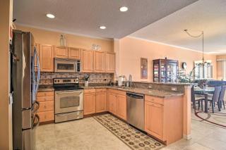 8th Floor Penthouse, Walk to Clearwater Beach - Clearwater Beach - 3