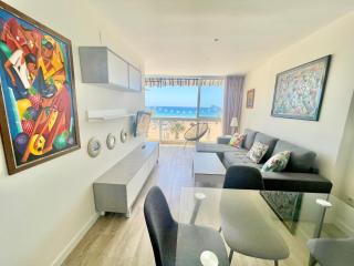 Gemelos 1 Modern Seaviews - 4