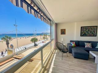 Gemelos 1 Modern Seaviews - 2