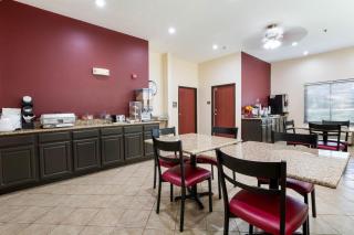 Red Roof Inn Carrollton - 8