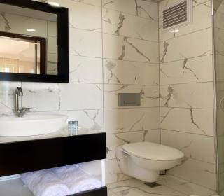 Royal City Hotel - Antalya - 4