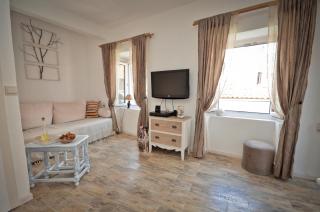 Bell Tower Apartment - Budva - 0