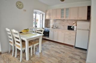 Bell Tower Apartment - Budva - 2
