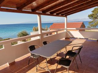 Apartment with sea viev - 20 m from sea - Ugljan - 0