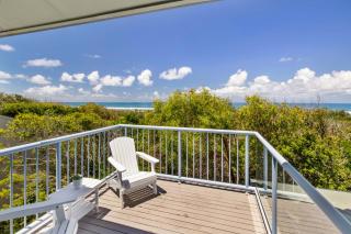 Castaway Cove Beachfront Luxury by Stay Noosa - Marcus Beach - 3