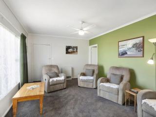 Coffey Court Cottage 2 - Torquay - 7