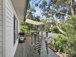 Coffey Court Cottage 2 - Torquay - 6