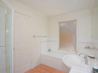Darian Townhouse 1 28 - Torquay - 2