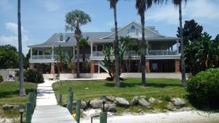 Pineda Palms Estate, 4 BR for 13 guests, heated pool - Melbourne - 8