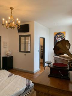 CHAMBRE BALCON - Pons - 2