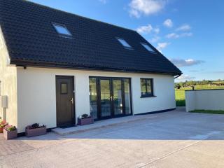 The Grasslands Holiday Home, - Cork - 0