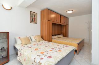 Apartments Aleksandra 43 - 2