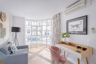 3 Bedroom Jesus Green Townhouse with Parking - 7