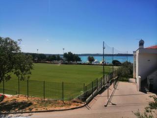 Apartment Vera, 80 m from the sea - Novigrad - 1