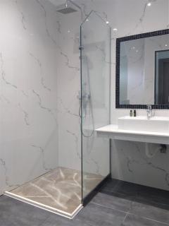 Hill Sun Luxury Suites - Nea Iraklia - 1