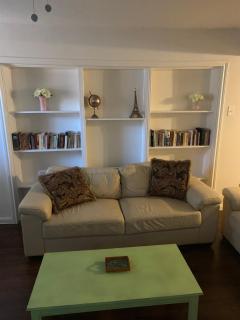6 Bedroom house 15 minutes from iah airport. - Houston - 1