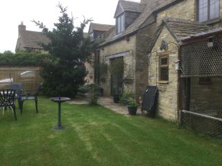 Robinas Cotswold Coach House - Witney - 7