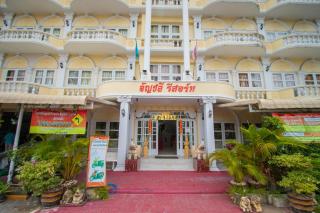Anchalee Resort - Bang Saphan - 9