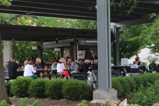 Restaurant on site Walk to everything - Cincinnati - 7
