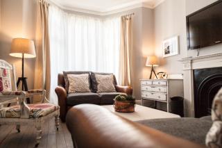 Antique House B&B - Portrush - 7