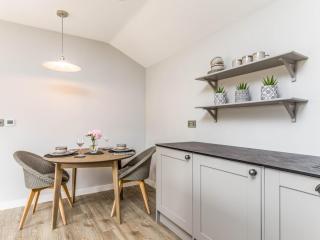 Delightful 1 bed lodge in South Downs village - Pass the Keys - 7