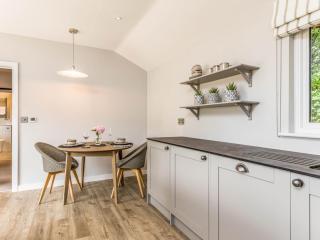 Delightful 1 bed lodge in South Downs village - Pass the Keys - 5