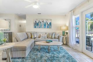 Nostra Palazzo on the Canal - Cape Coral - Roelens Vacations - Cape Coral - 6