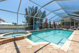 The Joint Venture - Cape Coral - Roelens Vacations - Cape Coral - 4