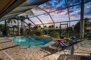 BRAND NEW RENTAL, Heated Pool & Spa, DIRECT Gulf access - Villa Bimini Breeze - Roelens Vacations - Cape Coral - 0