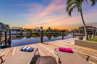 Stunning Outdoor Oasis with Heated Pool, Kayaks & Spa - Villa Cape Sea Esta - Roelens Vacations - Cape Coral - 0