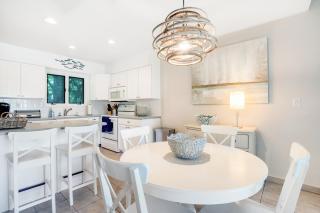 Sea Colony --- 3003C West Lake Ct - 8