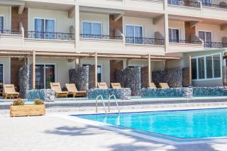 Dias Studios & Suites - 5