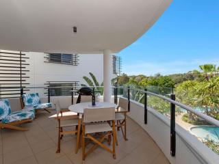 Cotton Beach Apartment 35 Pool Views - Casuarina - 8