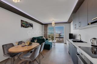 Luxury SeaView Apt Luki - FREE Parking - 6
