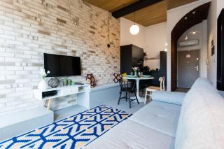 Central balcony apartment - Window on Cracow - Cracovia - 0