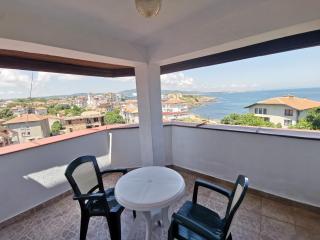 Hotel VALDI - Ahtopol - 1