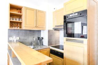 2 Bed Ski in and Ski out Luxury Apt in 5 star Residence - 4