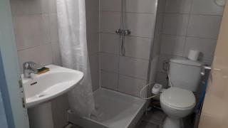 Studio cabine avec jardinet à 30 m de la plage, au calme. - Gruissan - 5
