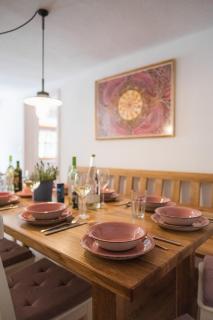 Gehobenes Ambiente in historischer Wohnung - Walting - 9